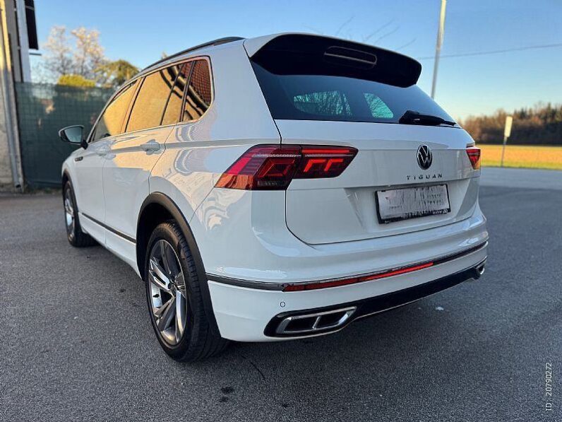 
								VW Tiguan 2,0 TDI R-Line *JAMSTVO 12 Mjeseci* CIJENA S PDV! full									