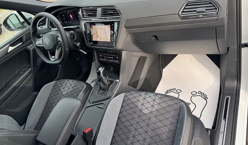 
								VW Tiguan 2,0 TDI R-Line *JAMSTVO 12 Mjeseci* CIJENA S PDV! full									